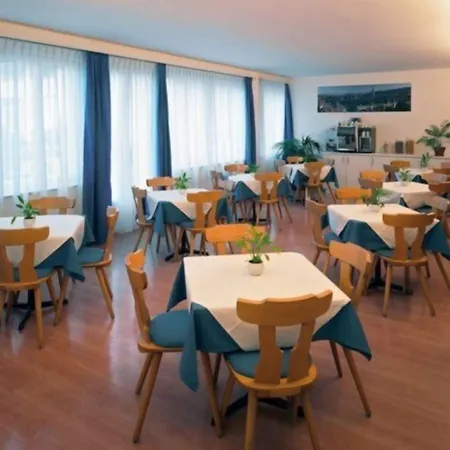 מלון Continental